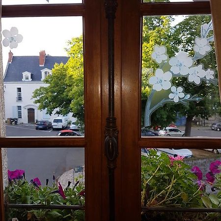 Le Petit Logis De Tinténiac Angers Esterno foto